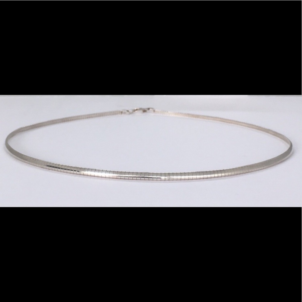 .925 Sterling Silver Dome Omega Chain Necklace.